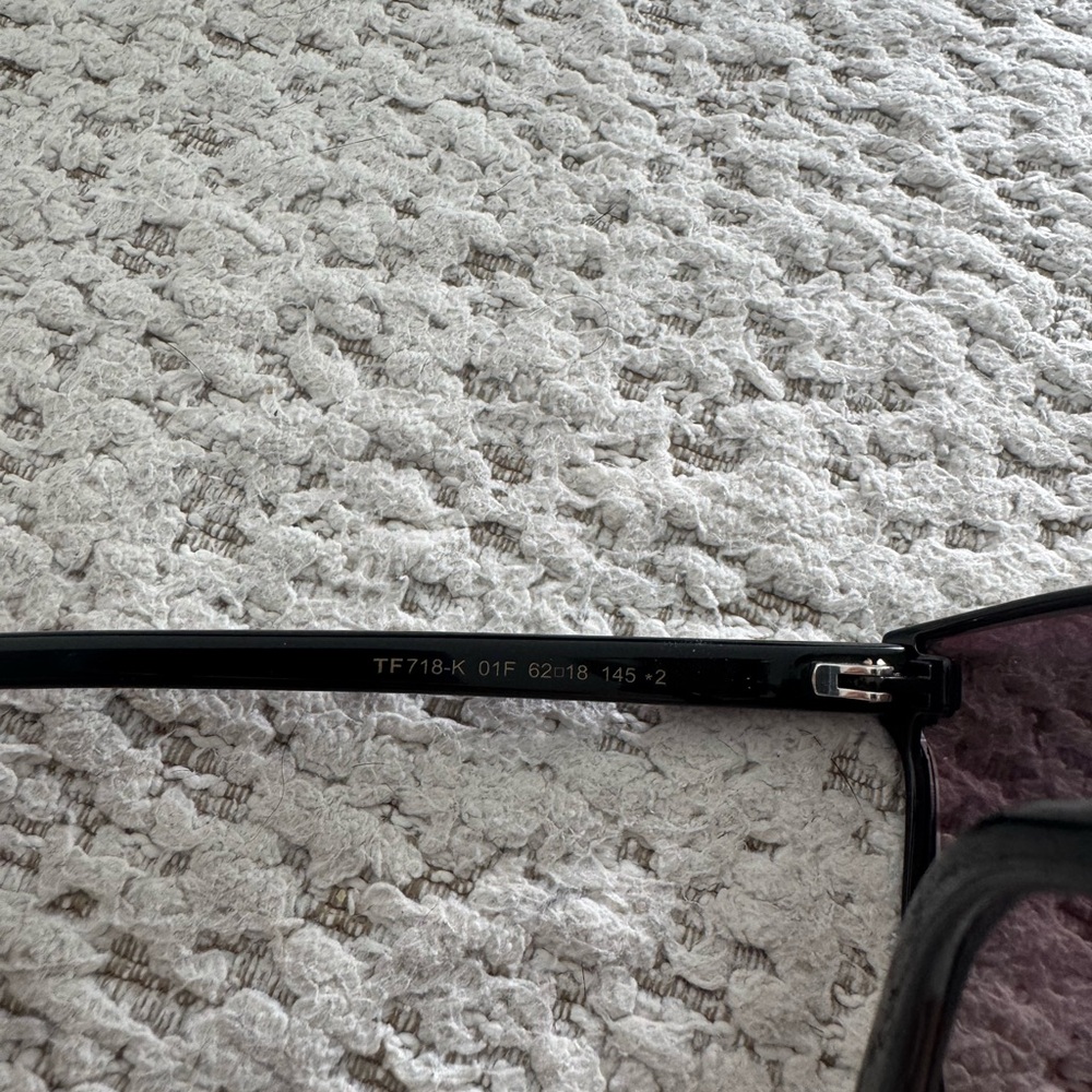 Tom Ford sunglasses 100% authentic - Picture 7 of 8
